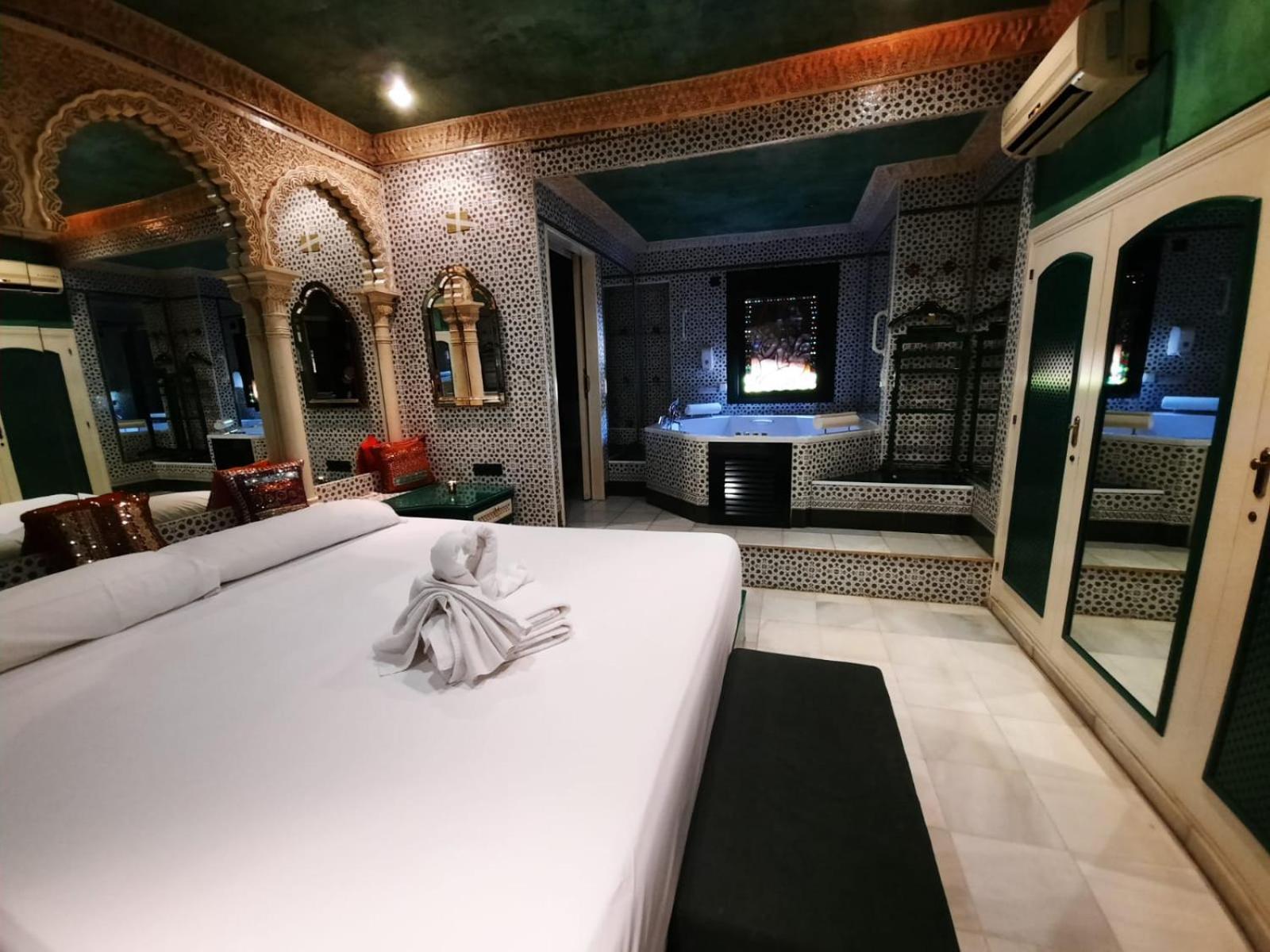 إشبيلية Hostal Avenida Andalucia المظهر الخارجي الصورة